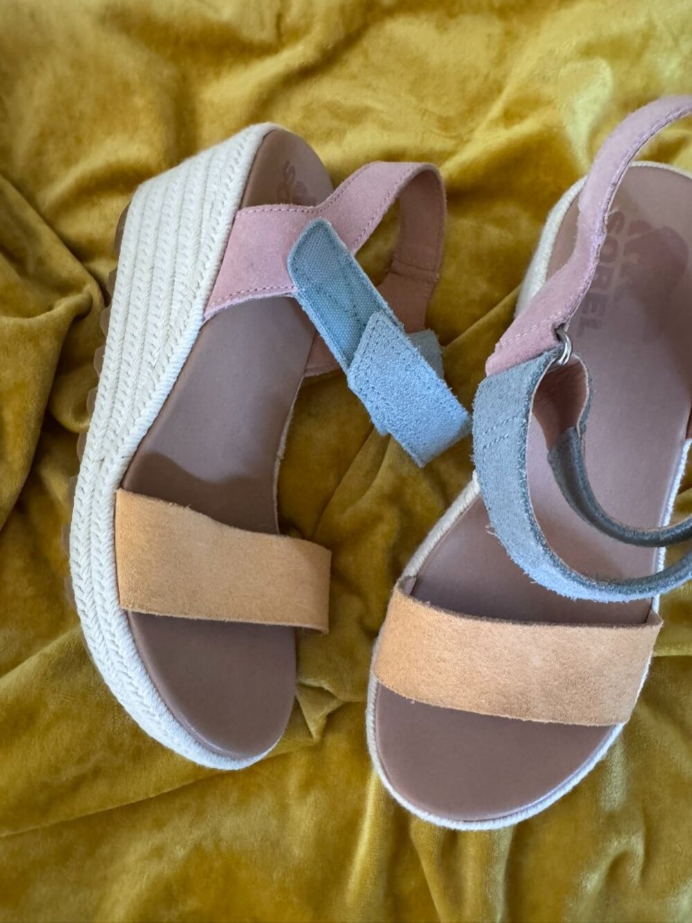 Sorel yellow/blue/pink pastel suede & espadrille wedges, women's size 6 - Picture 2 of 6
